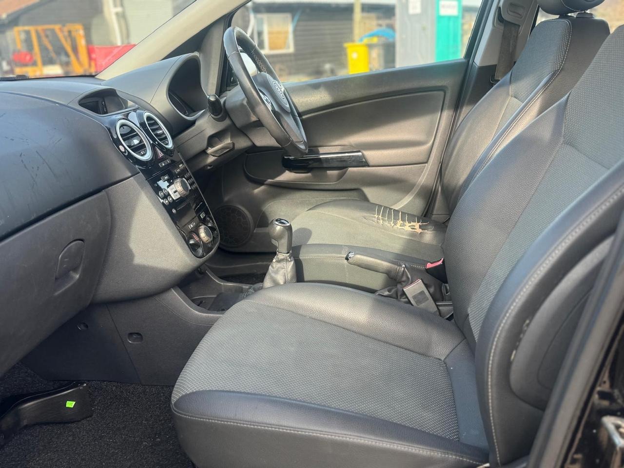 Used Vauxhall Corsa 2009 for sale - 77059112: Photo 26