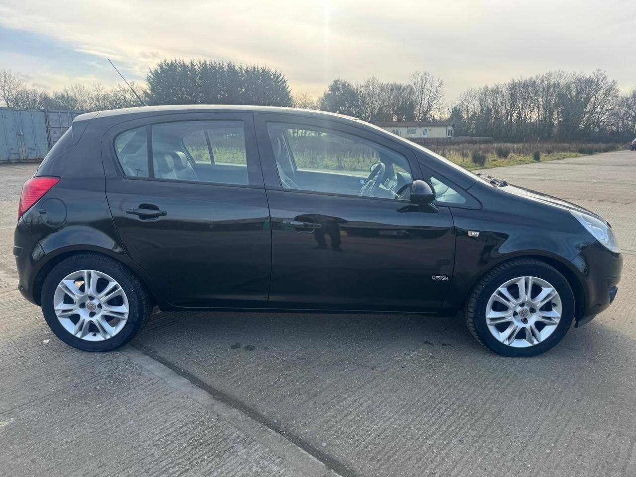 Used Vauxhall Corsa 2009 for sale - 77059112: Photo 4