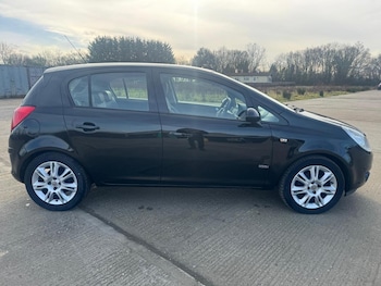 Used Vauxhall Corsa 2009 for sale - 77059112: Photo