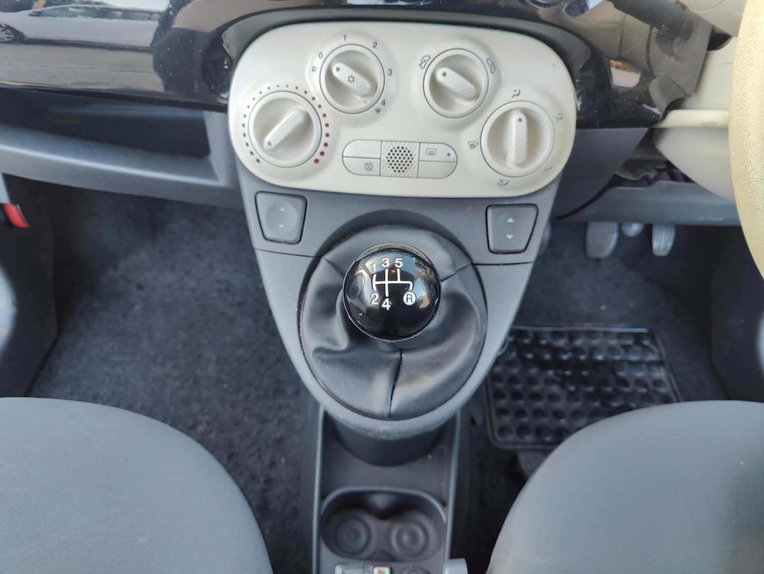 Used Fiat 500 2010 for sale - 76437916: Photo 31