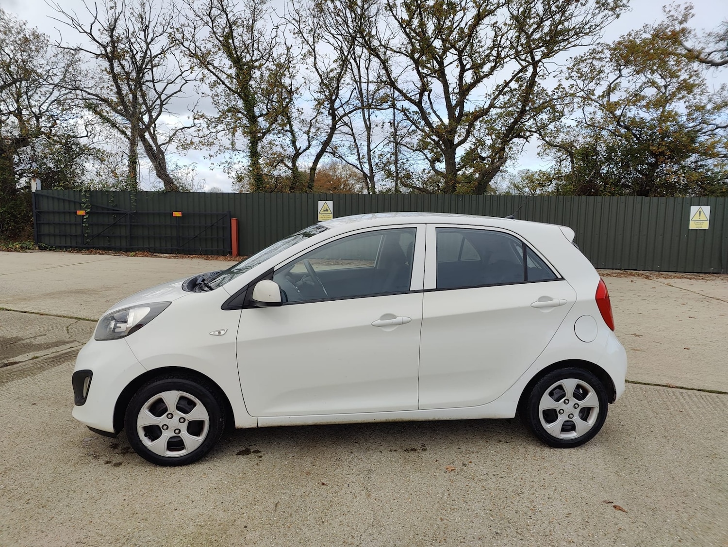 Used Kia Picanto 2012 for sale - 76599987: Photo 10
