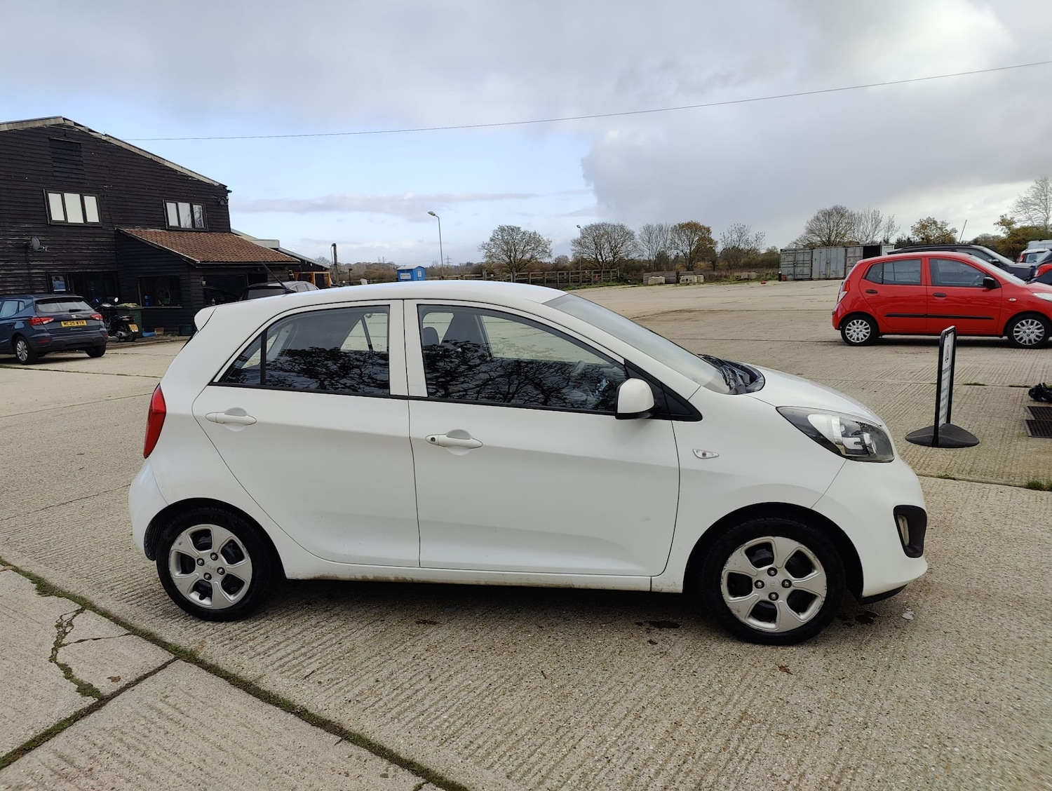 Used Kia Picanto 2012 for sale - 76599987: Photo 4