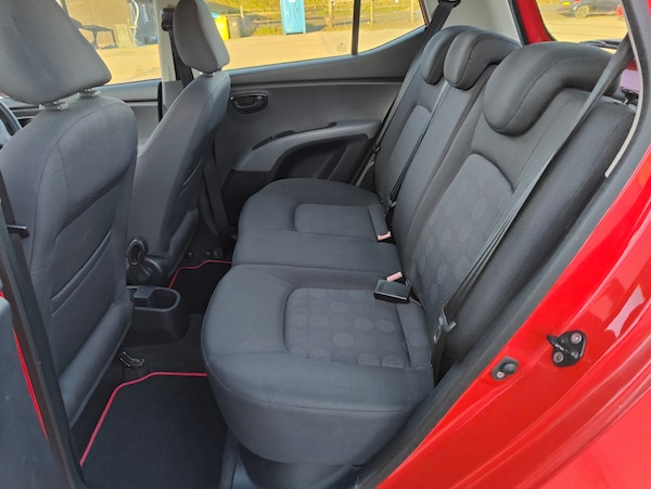 Used Hyundai i10 2010 for sale - 76142499: Photo 20