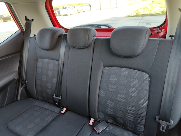 Used Hyundai i10 2010 for sale - 76142499: Photo 21