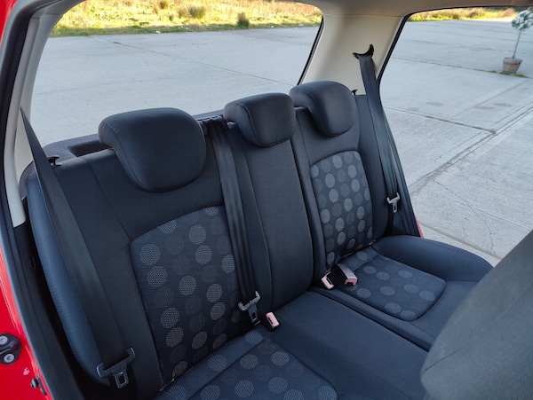 Used Hyundai i10 2010 for sale - 76142499: Photo 27