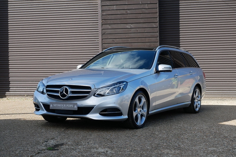 Used Mercedes-Benz E Class for sale - 77186643: Photo 2