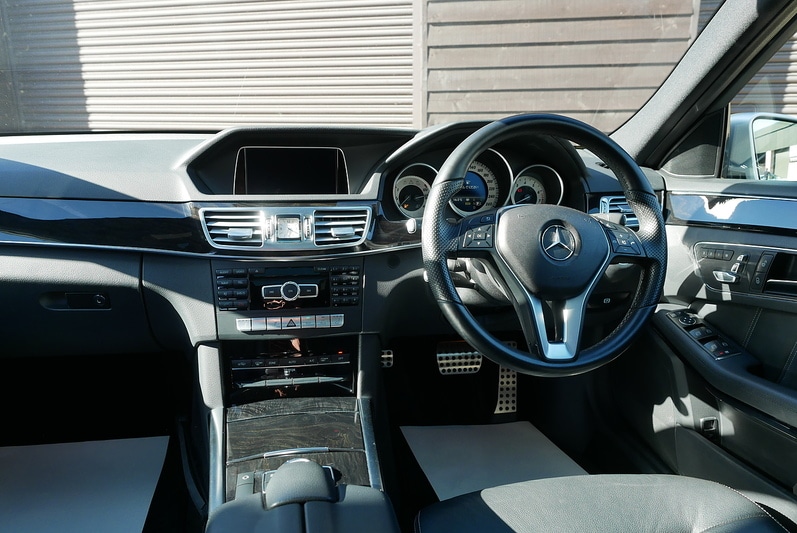 Used Mercedes-Benz E Class for sale - 77186643: Photo 24