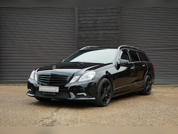 Used Mercedes-Benz E Class 2010 for sale - 77220178: Photo