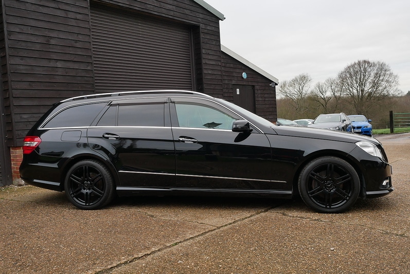 Used Mercedes-Benz E Class for sale - 77220178: Photo 4