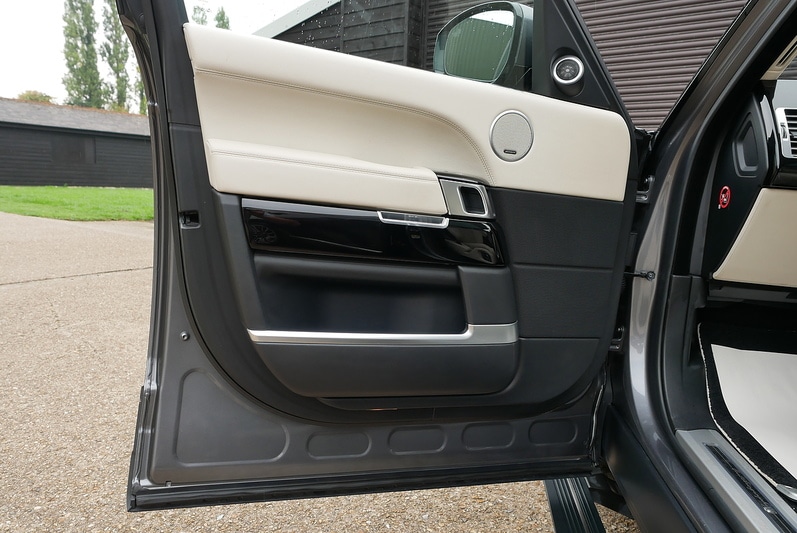 Used Land Rover Range Rover 2016 for sale - 77186626: Photo 38