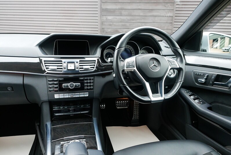 Used Mercedes-Benz E Class for sale - 77186640: Photo 25