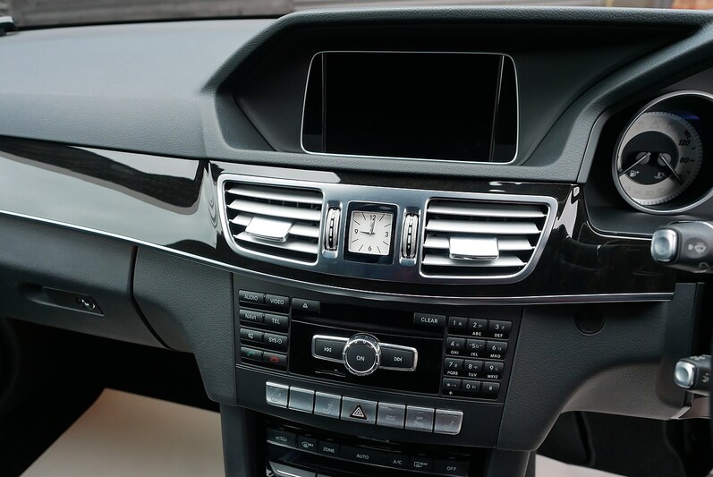 Used Mercedes-Benz E Class for sale - 77186640: Photo 30