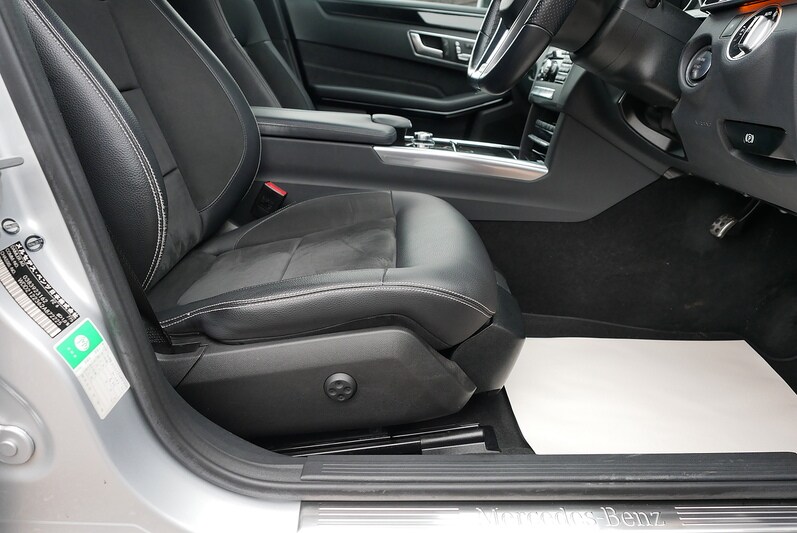 Used Mercedes-Benz E Class for sale - 77186640: Photo 34