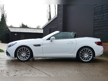 Used Mercedes-Benz SLC 2016 for sale - 77527990: Photo