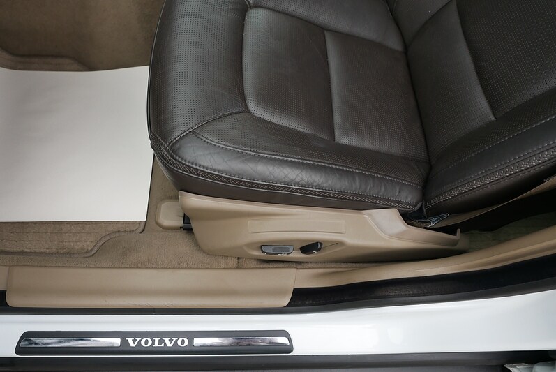 Used Volvo XC70 for sale - 77186638: Photo 33