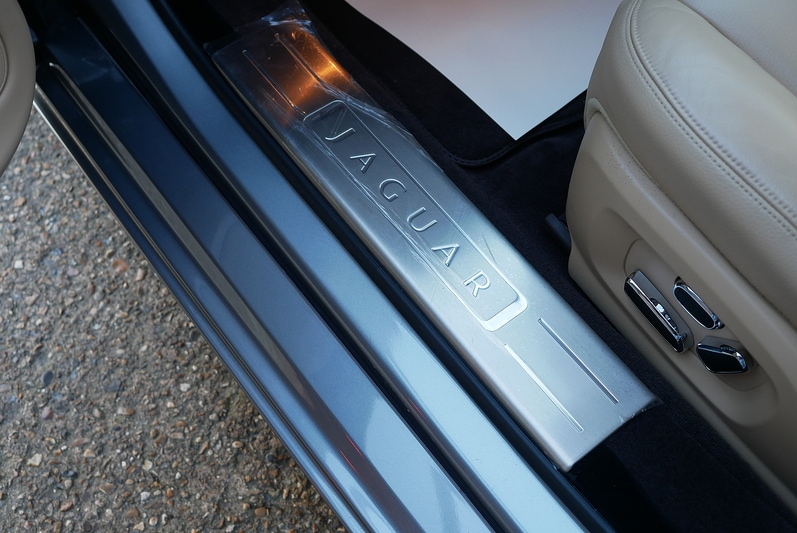 Used Jaguar XJ for sale - 77186645: Photo 41