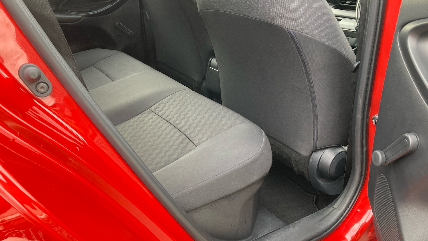 Used Toyota Yaris 2022 for sale - 77220250: Photo 12