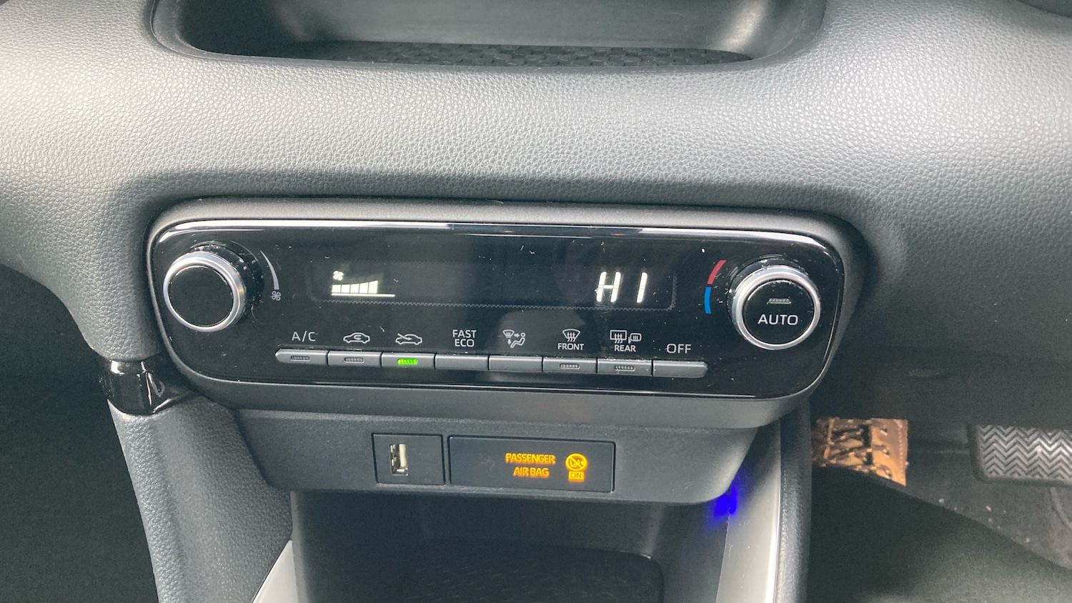 Used Toyota Yaris 2022 for sale - 77220250: Photo 39