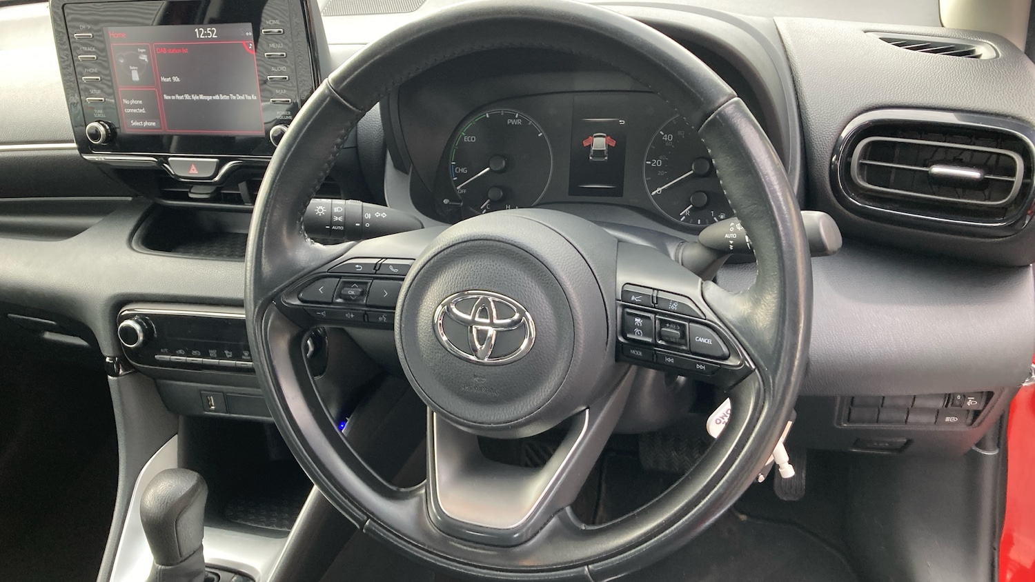 Used Toyota Yaris 2022 for sale - 77220250: Photo 8