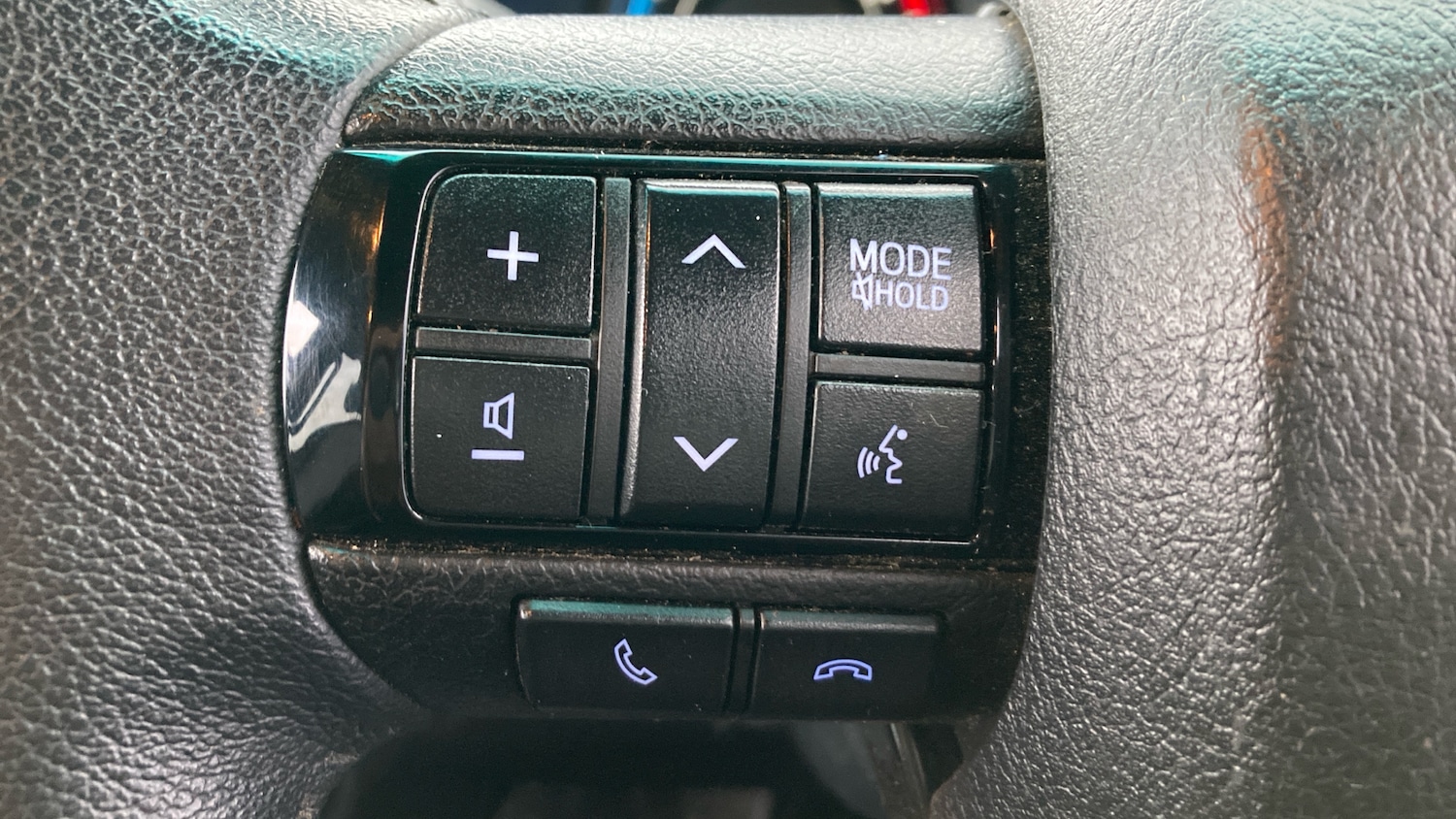 Used Toyota Hilux 2021 for sale - 76262767: Photo 38