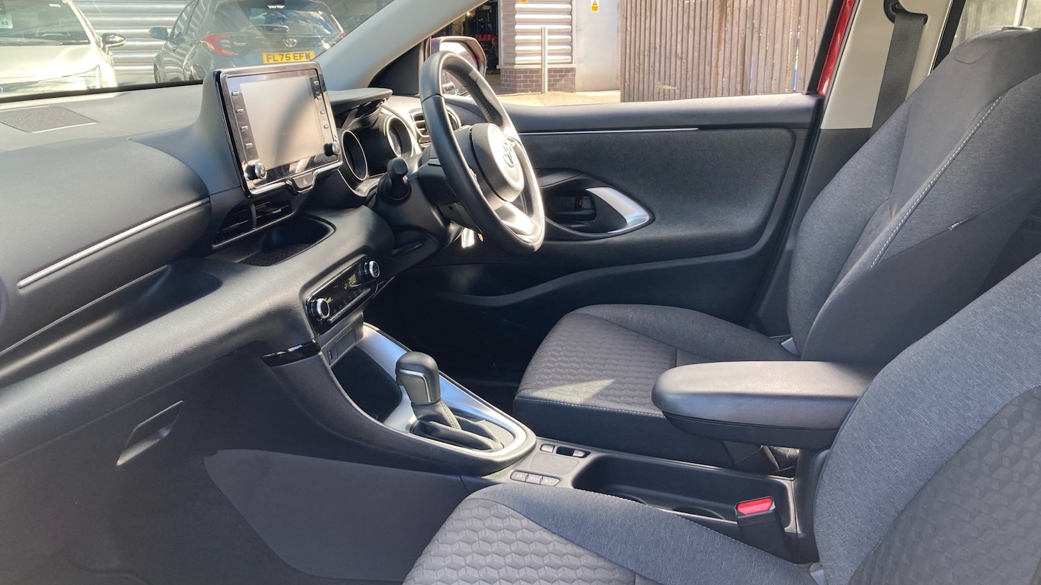 Used Toyota Yaris 2021 for sale - 76115807: Photo 10