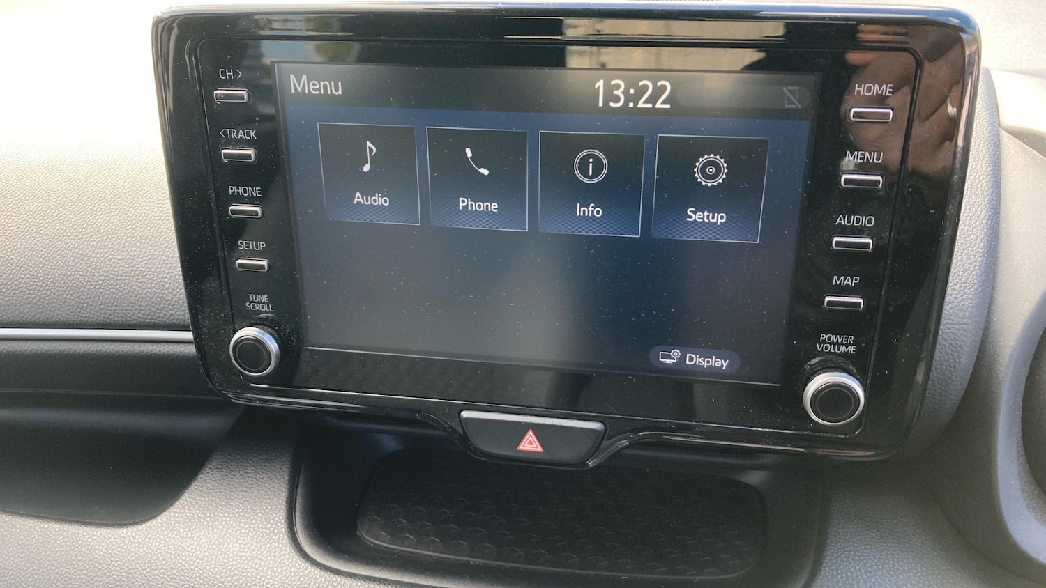 Used Toyota Yaris 2021 for sale - 76115807: Photo 25