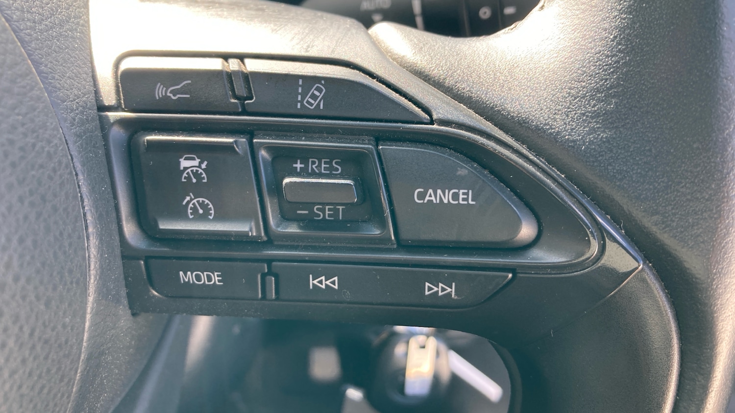 Used Toyota Yaris 2021 for sale - 76115807: Photo 29