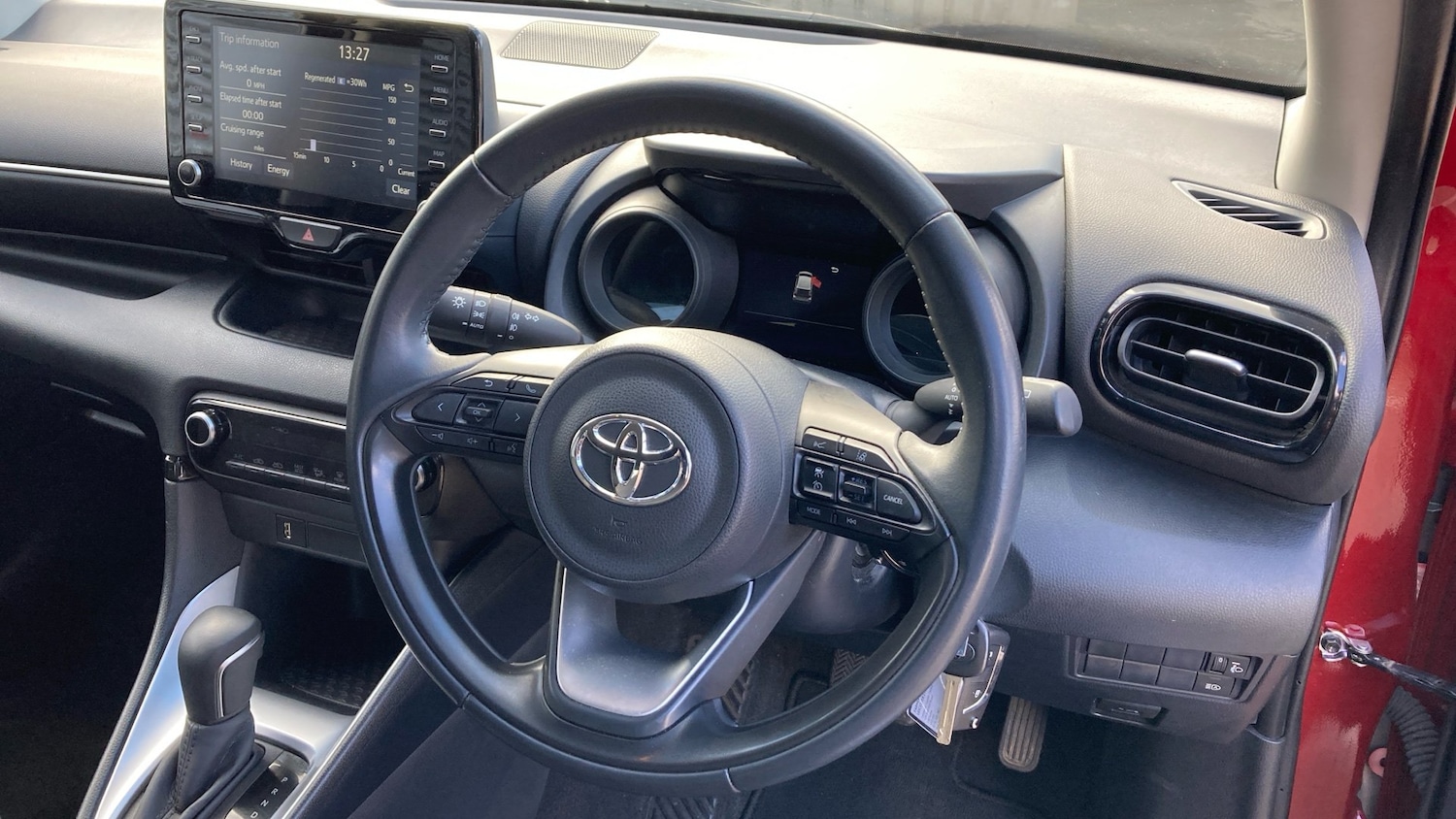 Used Toyota Yaris 2021 for sale - 76115807: Photo 6
