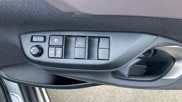 Used Toyota Yaris Cross 2023 for sale - 76184317: Photo 36