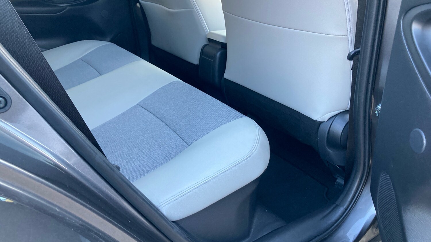 Used Toyota Yaris 2022 for sale - 78081606: Photo 12