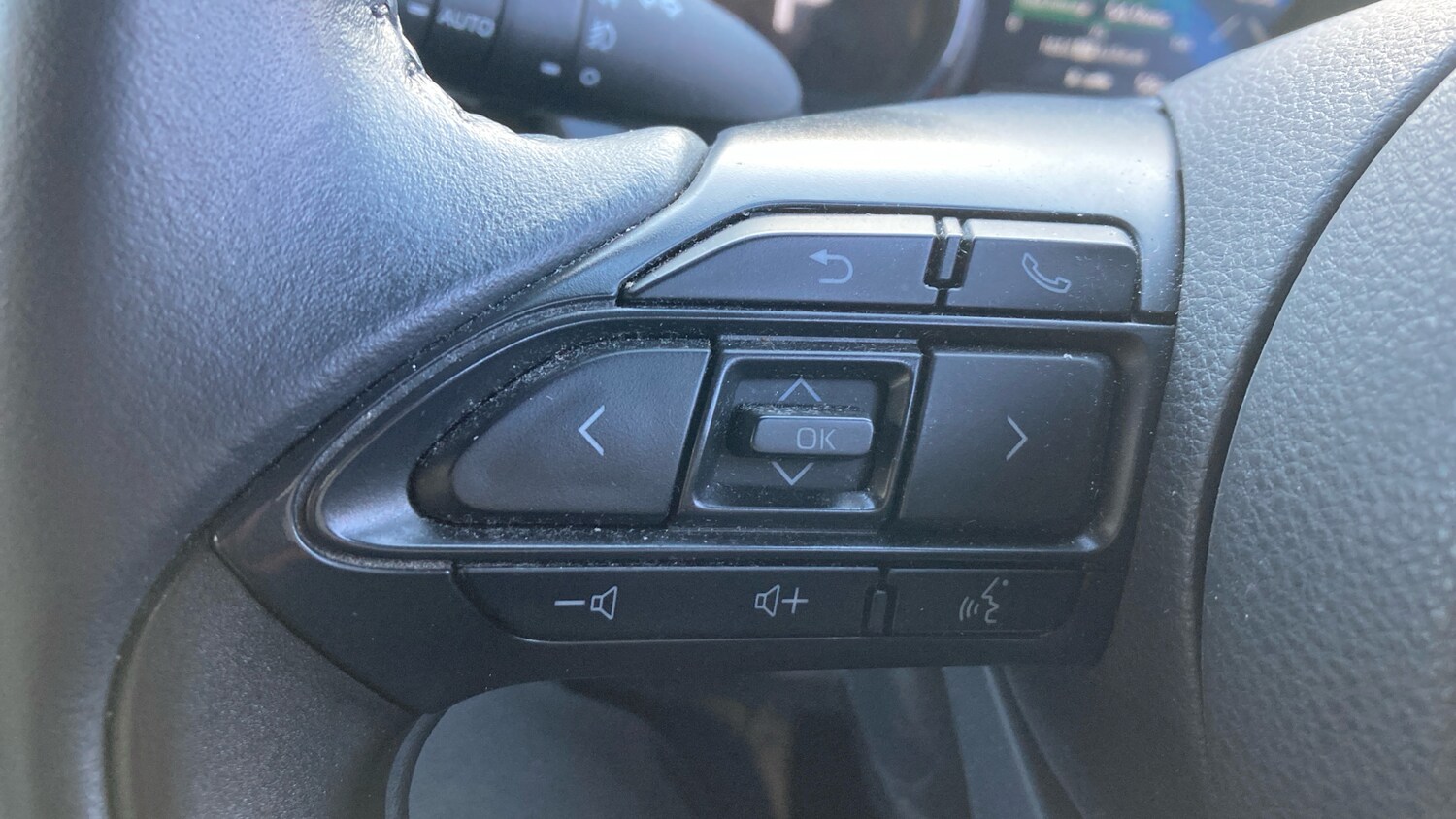 Used Toyota Yaris 2022 for sale - 78081606: Photo 33