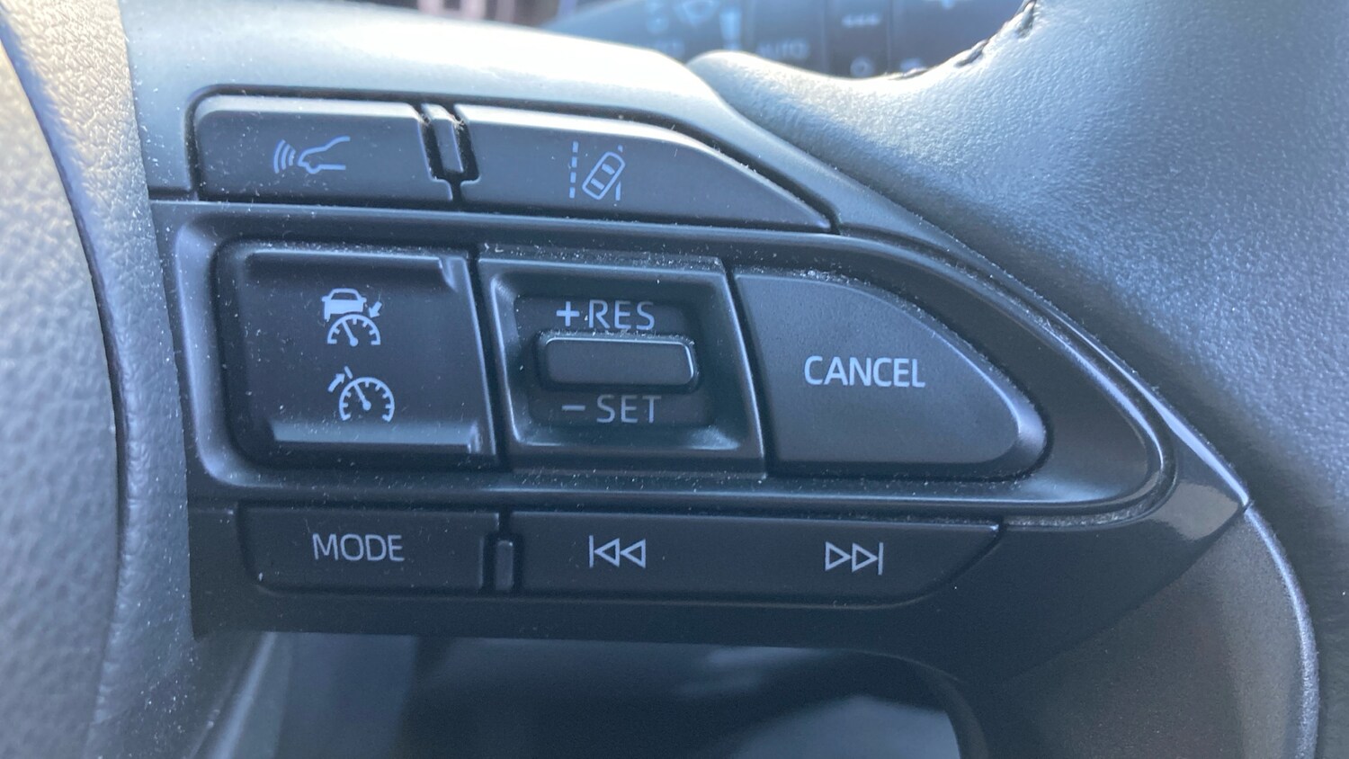 Used Toyota Yaris 2022 for sale - 78081606: Photo 34