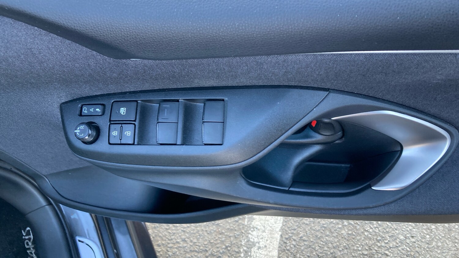 Used Toyota Yaris 2022 for sale - 78081606: Photo 40