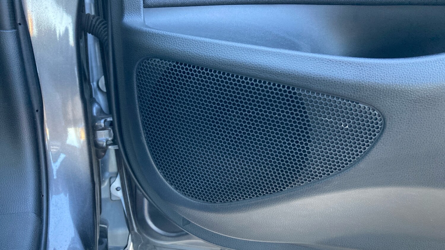 Used Toyota Yaris 2022 for sale - 78081606: Photo 41