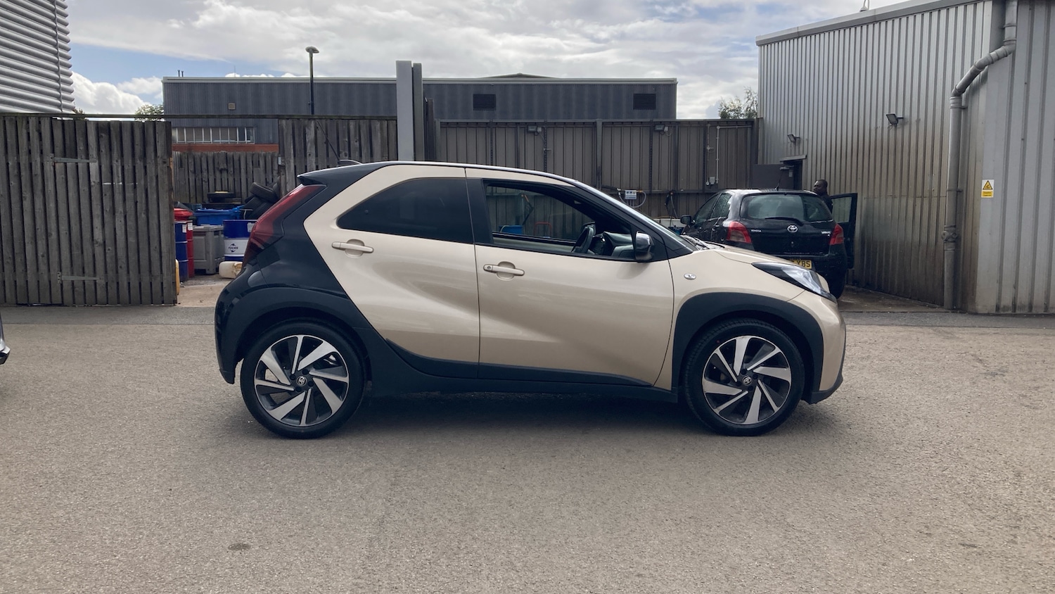 Used Toyota Aygo X 2022 for sale - 76008685: Photo 16