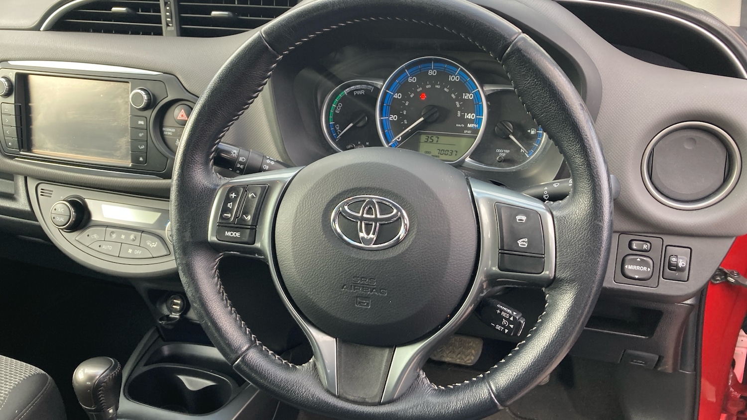 Used Toyota Yaris 2017 for sale - 78139465: Photo 10