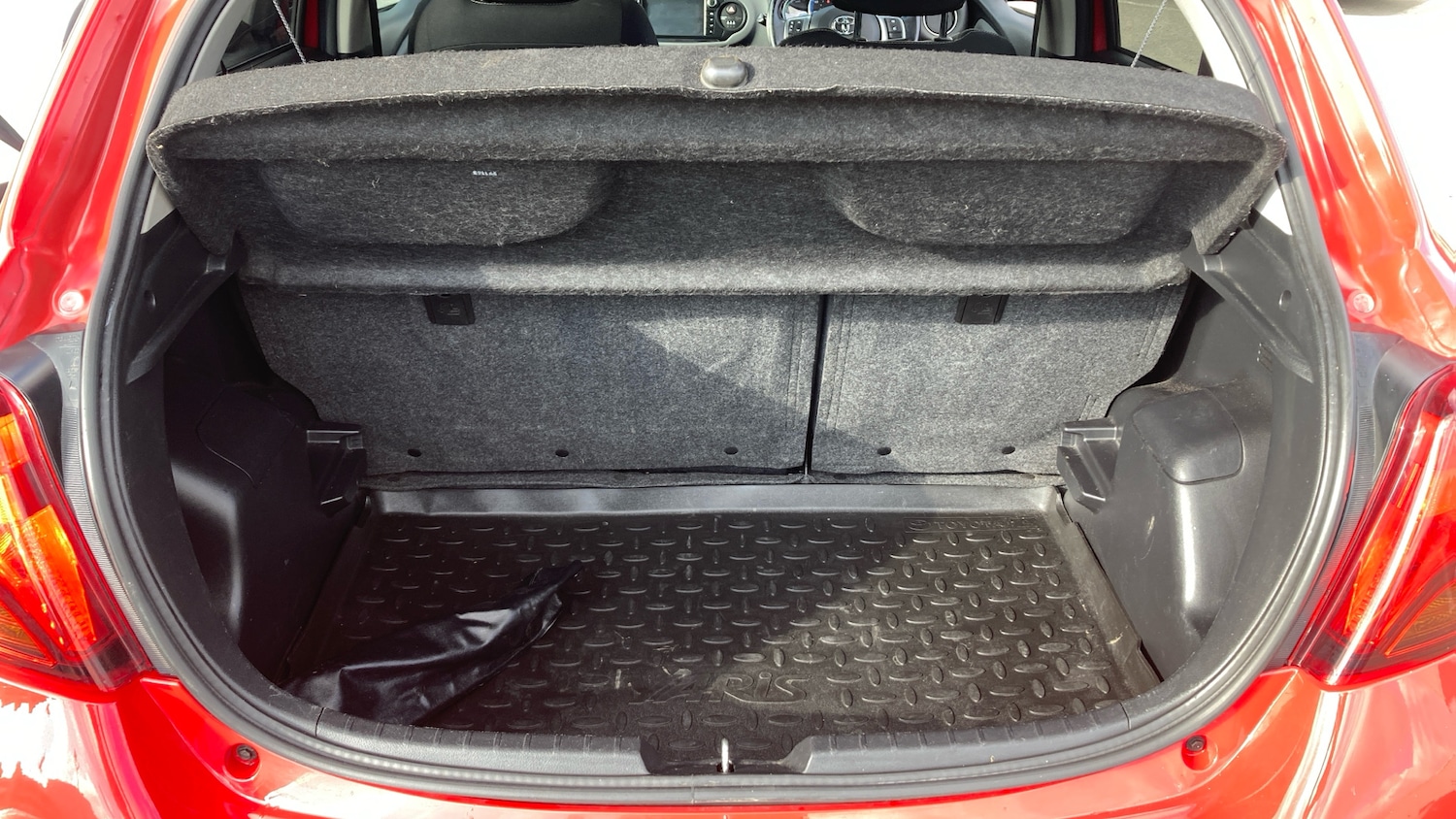 Used Toyota Yaris 2017 for sale - 78139465: Photo 13