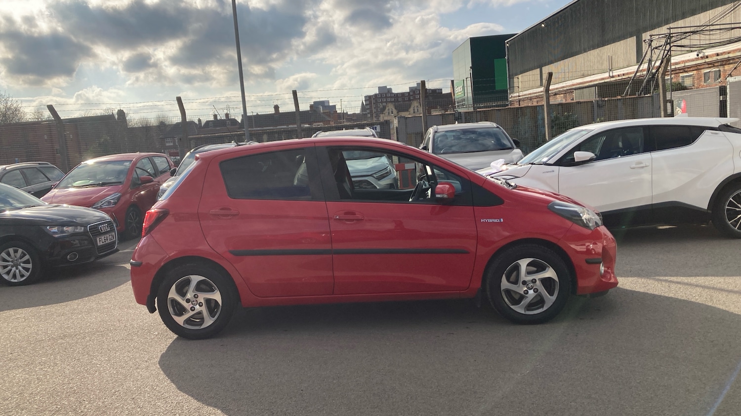 Used Toyota Yaris 2017 for sale - 78139465: Photo 23