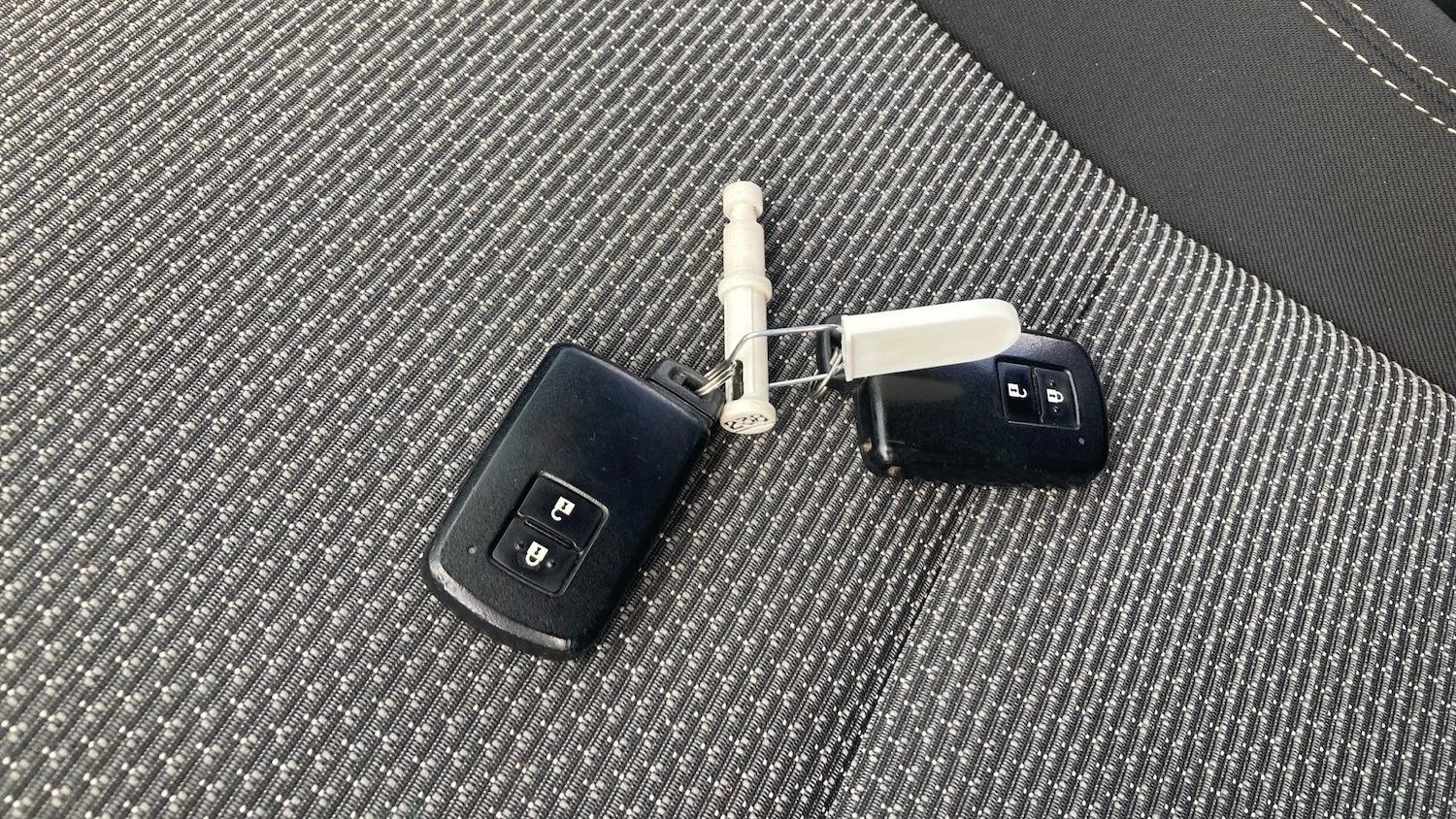 Used Toyota Yaris 2017 for sale - 78139465: Photo 28