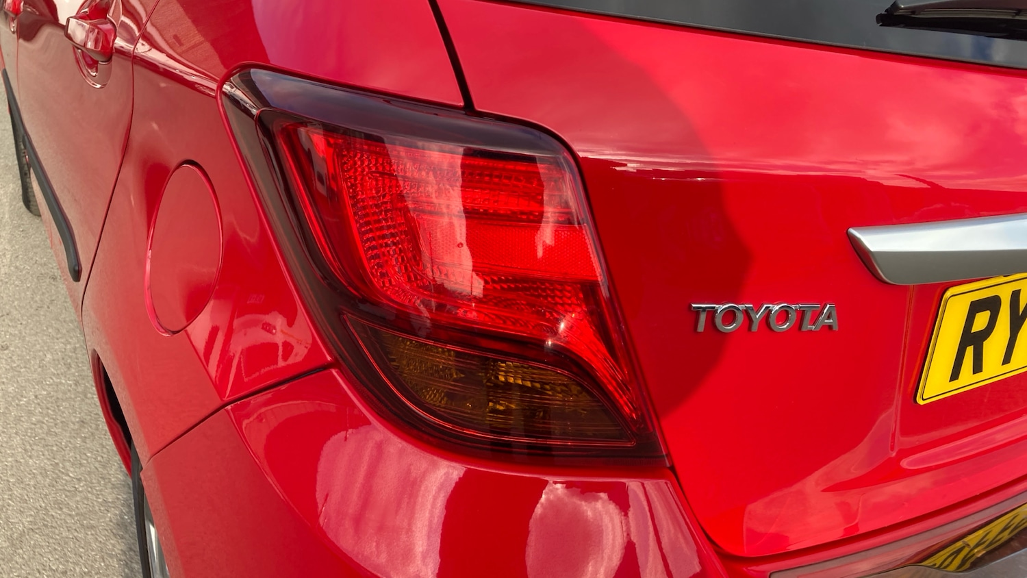 Used Toyota Yaris 2017 for sale - 78139465: Photo 32