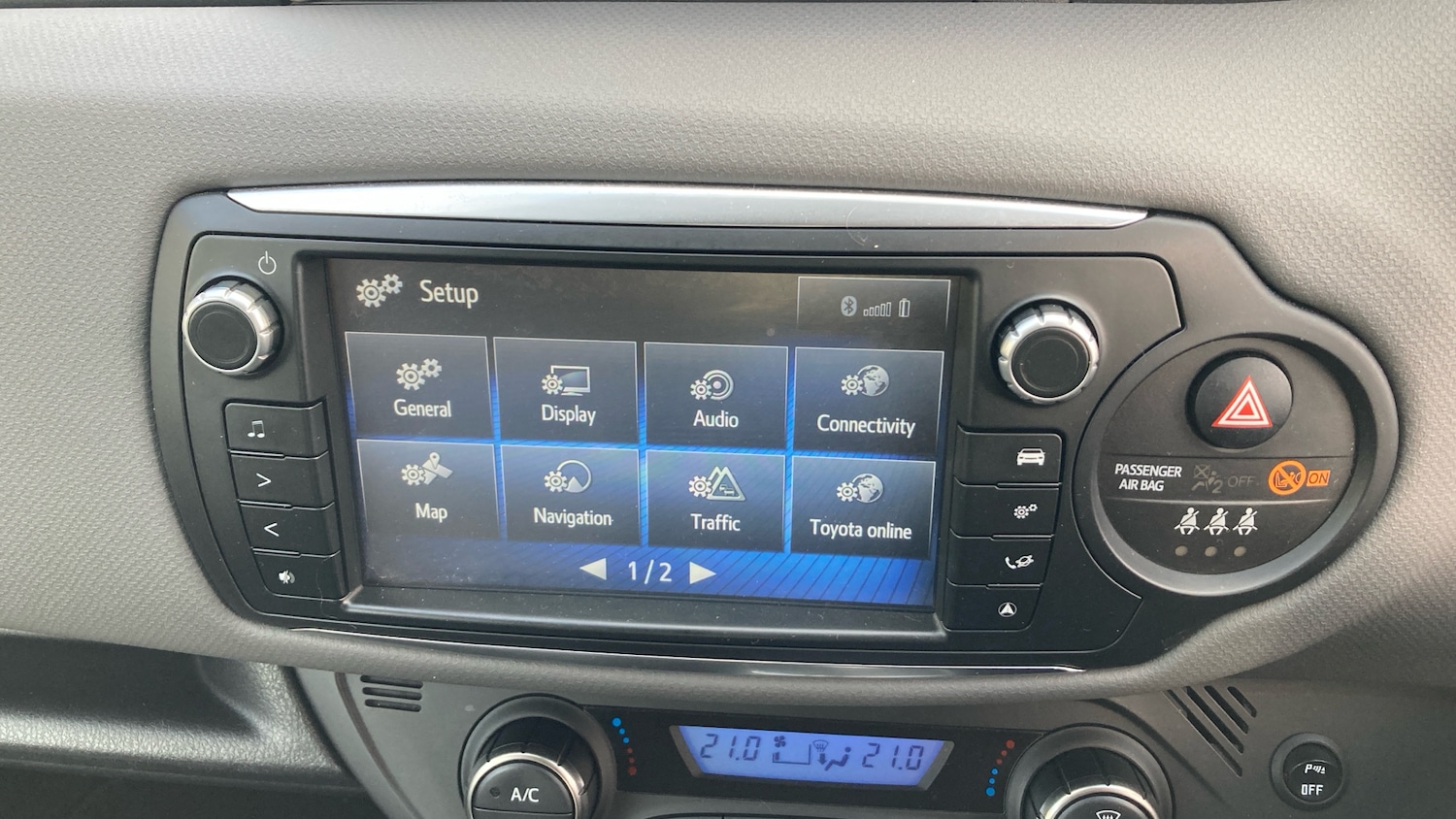 Used Toyota Yaris 2017 for sale - 78139465: Photo 35