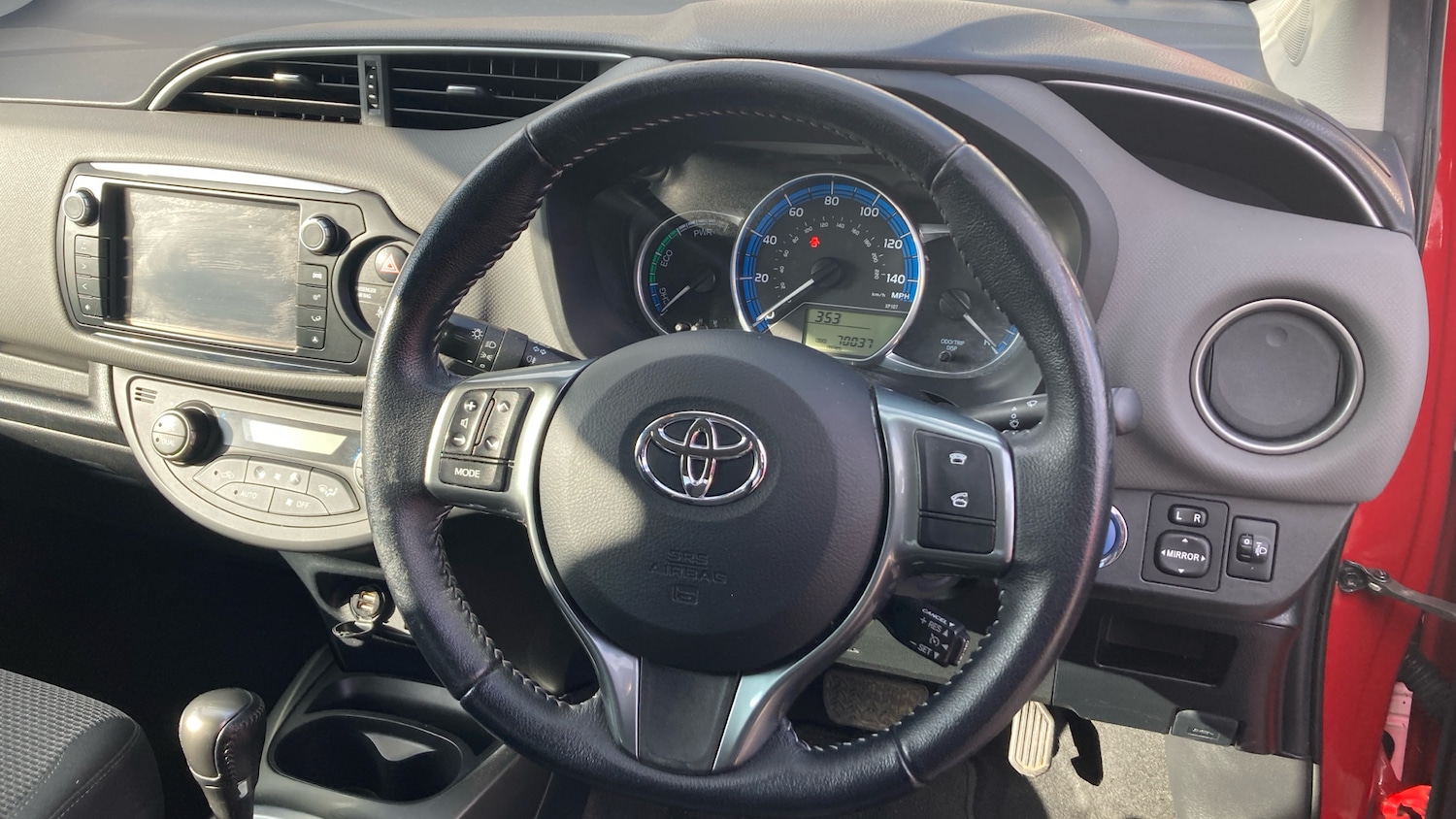 Used Toyota Yaris 2017 for sale - 78139465: Photo 7