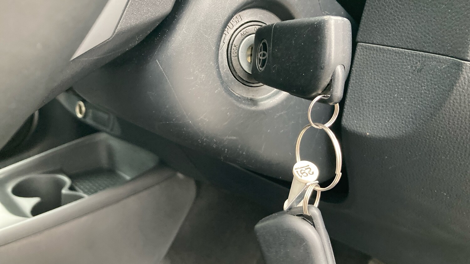 Used Toyota Aygo X 2023 for sale - 76354892: Photo 35