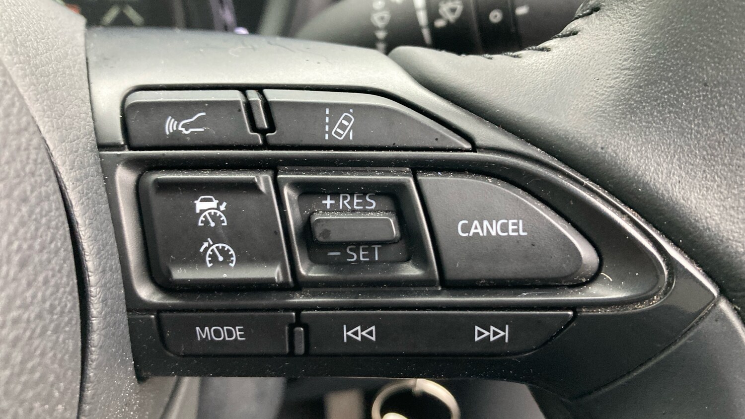 Used Toyota Aygo X 2023 for sale - 76354892: Photo 38