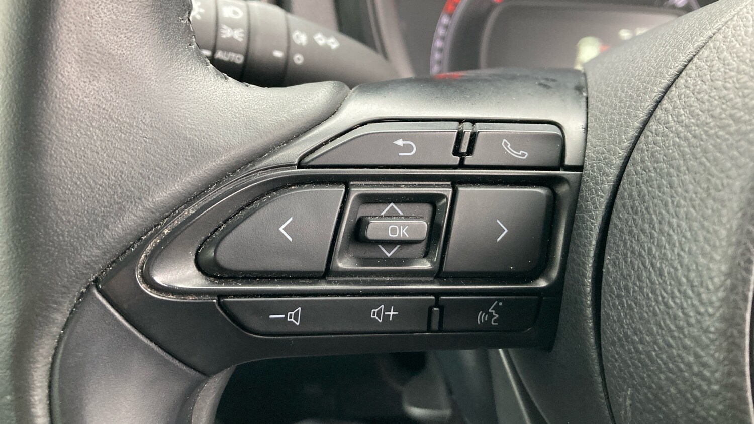 Used Toyota Aygo X 2023 for sale - 76354892: Photo 39