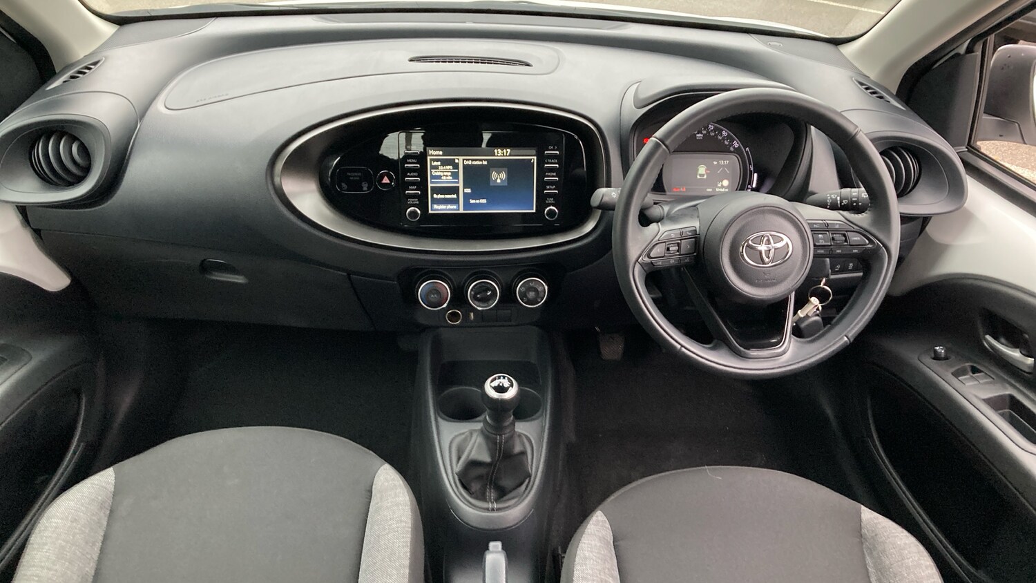 Used Toyota Aygo X 2023 for sale - 76354892: Photo 5