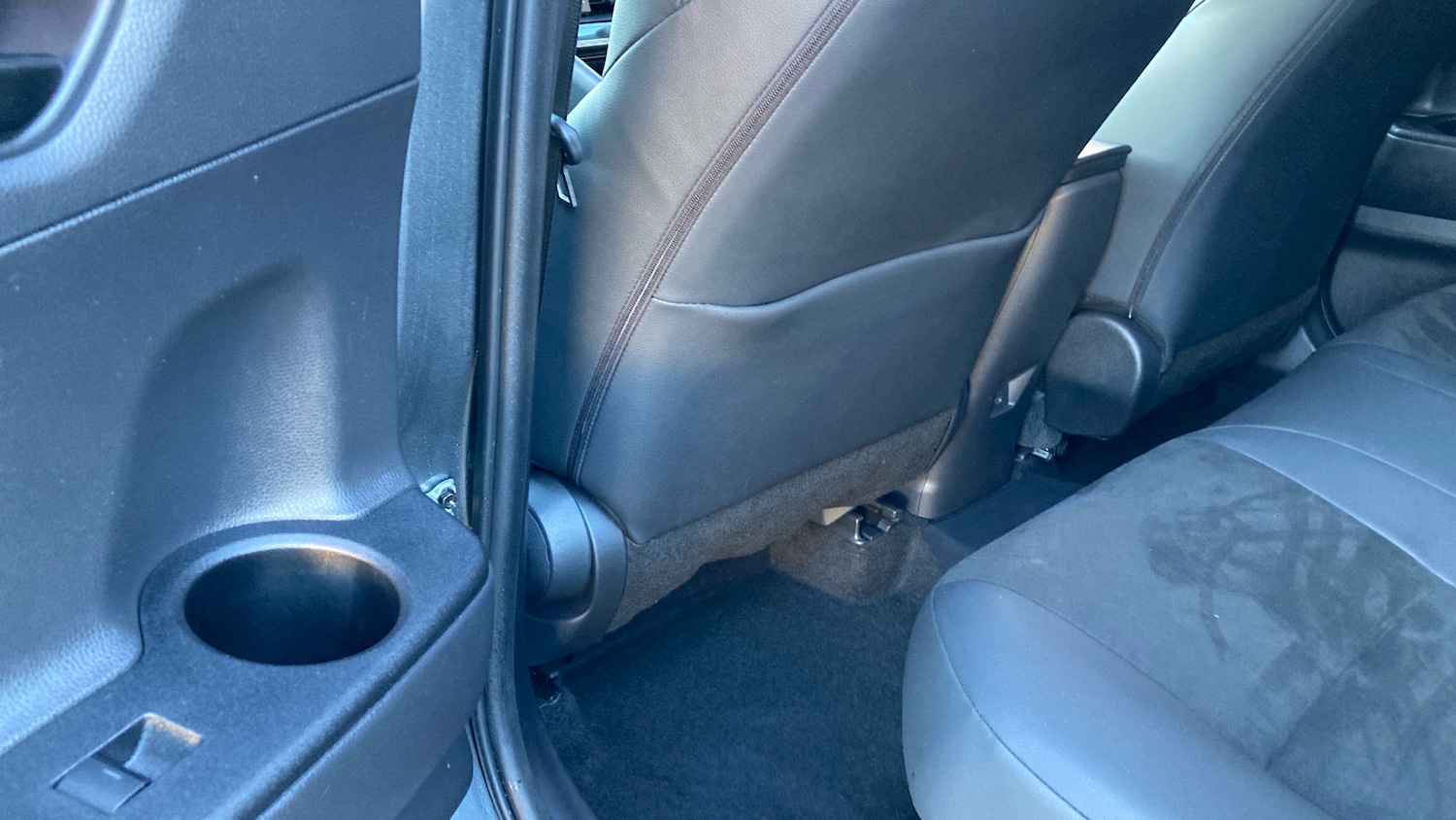 Used Toyota C-HR 2024 for sale - 77062012: Photo 13