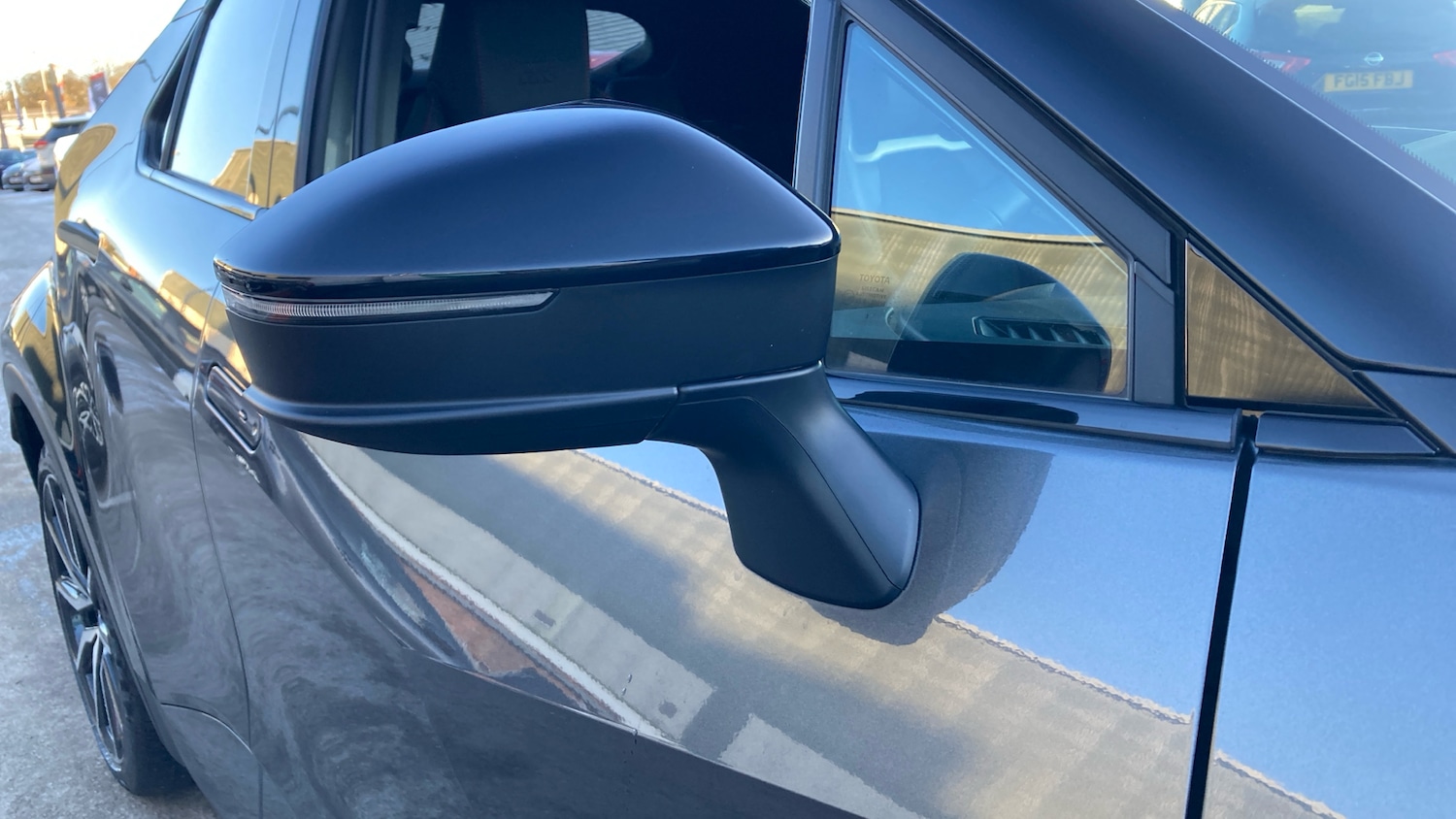 Used Toyota C-HR 2024 for sale - 77062012: Photo 33