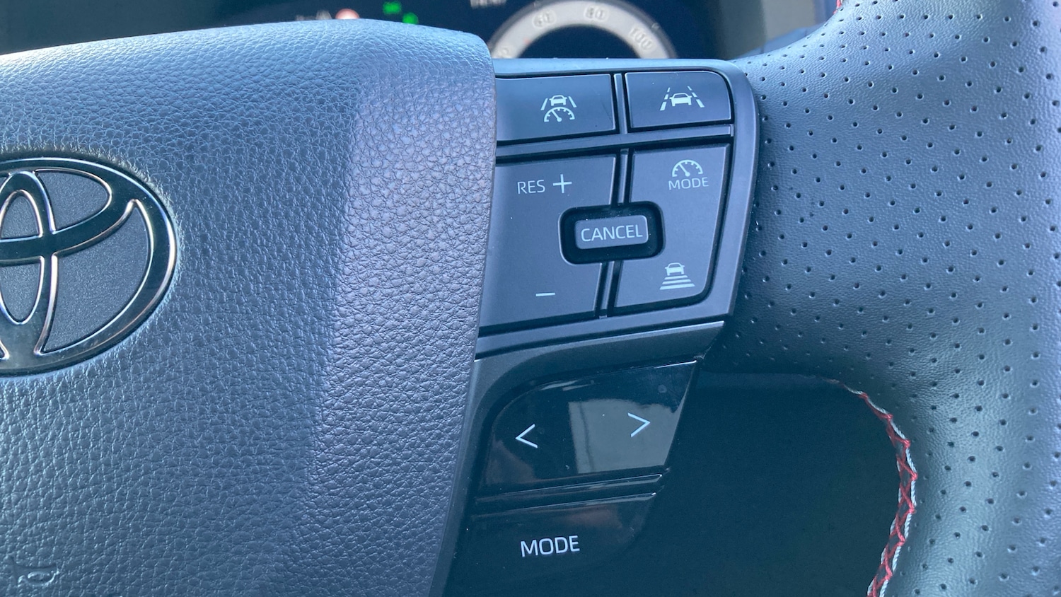 Used Toyota C-HR 2024 for sale - 77062012: Photo 42