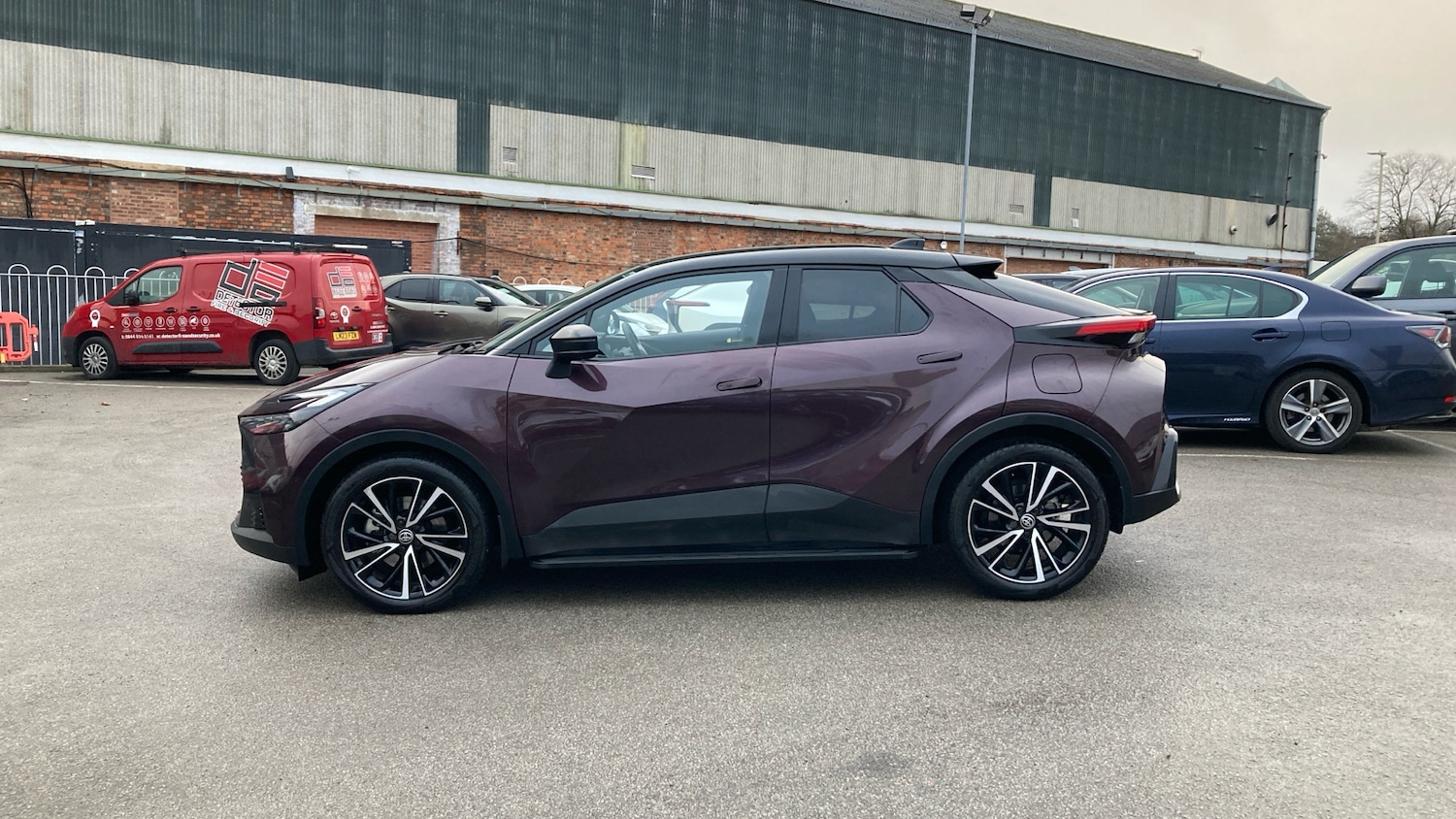 Used Toyota C-HR 2025 for sale - 77790725: Photo 17